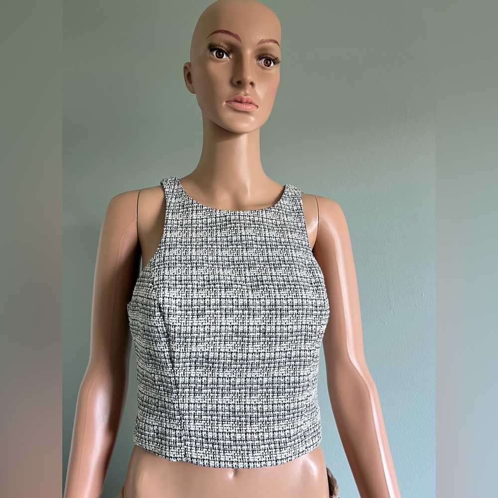 Express Women’s Black White Sleeveless Tweed Crop Top Size S